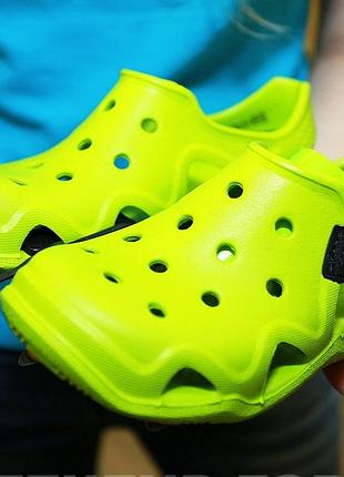 Розпродаж сандалі crocs sandales swiftwater wave j1,j2