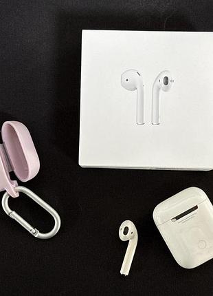 Навушники airpods 2 (mv7n2za/a) with charging case (один робочій навушник, інший не працює)