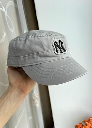 Вінтажна кепка бейсболка в стилі мілітарі new york yankees mlb by new era cap бейсболка military ny yankees army hat чоловіча кепка
