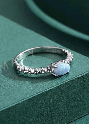 Изысканная серебряная кольца 925 пробы с голубым опалом