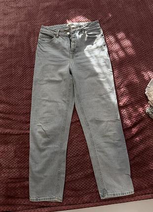 Жіночі джинси від h&m на високій посадці