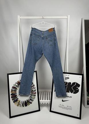 Оригінальні джинси levis