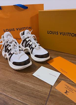 Кроссовки lv