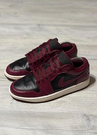Кросівки nike air jordan 1 low оригінал р40.5-41
