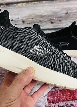 Кросівки skechers dynamight 9