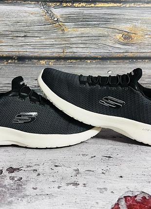 Кросівки skechers dynamight