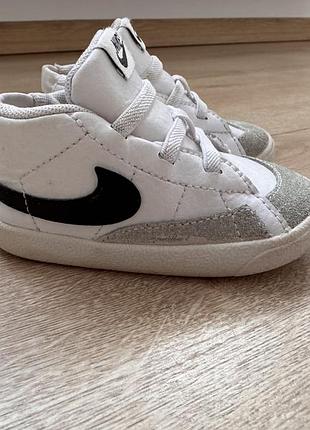 Кросівки nike p.1o