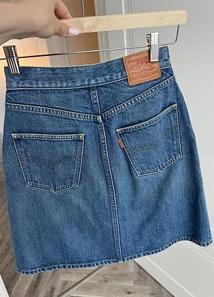 Спідниця levi’s 24розмір