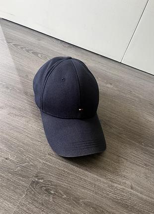 Tommy hilfiger кепка