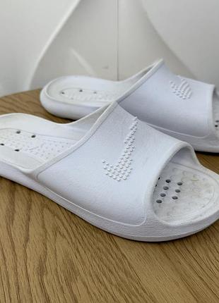 Оригінальні шльопанці nike