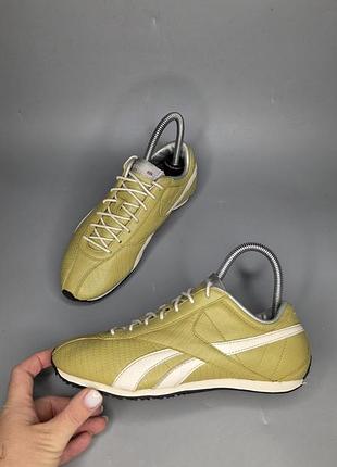 Женские кроссовки reebok