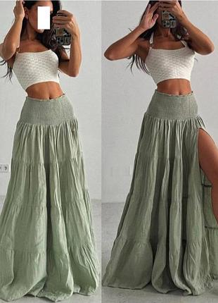 Pretty little thing. натуральна багатоярусна спідниця.