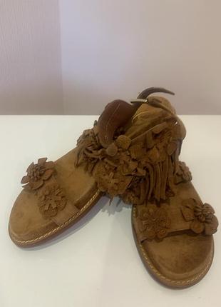 Босоножки женские