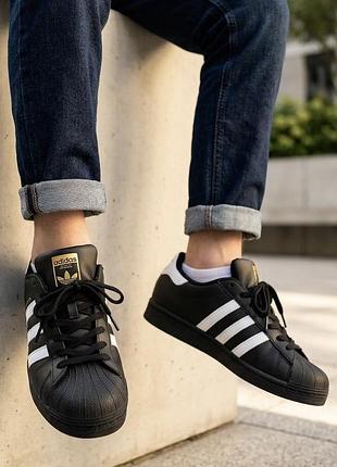 Оригінальні кросівки adidas superstar