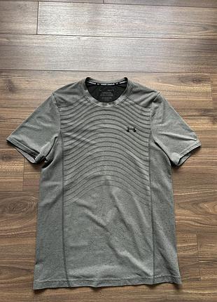 Чоловіча спортивна футболка under armour