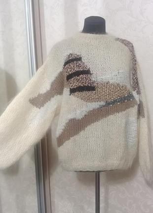 Пушистый теплый мохеровый фактурный свитер обьемный рукав