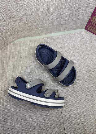 Оригінальні сандалі босоніжки crocs