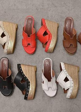 Шльопанці hermes на платформі  12-14 робочих днів
