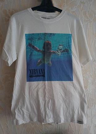 Футболка nirvana nevermind pullbear
