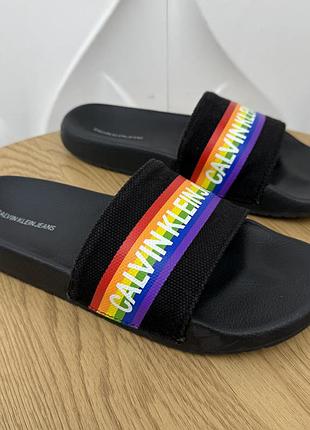 Оригінальні шльопанці calvin klein