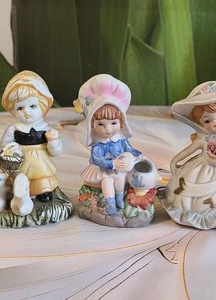 Колекція вінтажних порцелянових статуеток