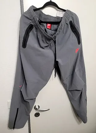 Брюки nike sportswear tech woven новые original