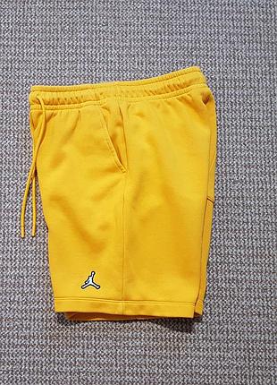 Jordan essential fleece short шорты свитшортс оригинал (s)