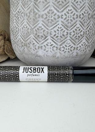 Jusbox парфюм італія cheeky smile