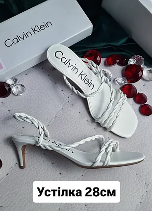 Calvin klein оригінал білі босоніжки на невисокій шпильці