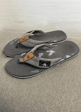 Вʼєтнамки tommy hilfiger