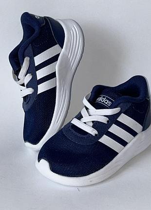 Кросівки adidas 20 (11,5 см) оригінал як нові!