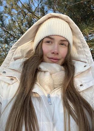 Куртка жіноча зимова коротка з капюшоном біла
