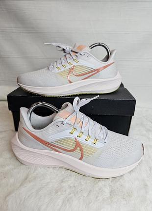 Кросівки жіночі nike air zoom pegasus 39 white/peach 40 розмір