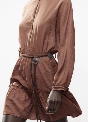 Сукня з бряжкою zara