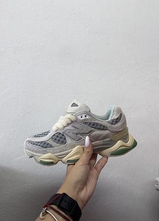 New balance 9060 сліди фарби