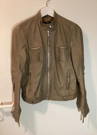 Шкіряна куртка gerry weber g.w. натуральна шкіра 100% розмір m 38  стильна жіноча куртка g.w. by gerry weber з 100% натуральної шкіри.