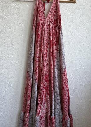 Эффектный длинный сарафан макси в стиле бохо (boho) с открытой спиной