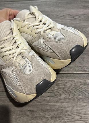 Кросівки ylzi yeezy 700 ch, розмір 36  (23 см)