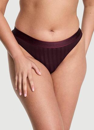 Женские трусики victoria's secret (7391839126954) ultra-fine modal logo thong s фиолетовые