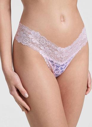 Женские трусики victoria’s secret (7391839127023) wink lace-trim thong l розовые