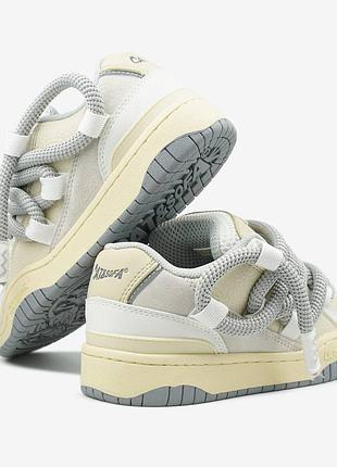 Cat&amp;sofa beige white rope laces 5