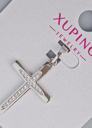 Кулон "крест" xuping с белыми стразами d-27х17,5мм+ - l-33мм+- родий новинка