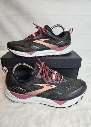 Кросівки brooks 41 розмір