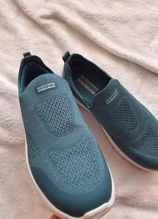 Кросівки skechers 37.5