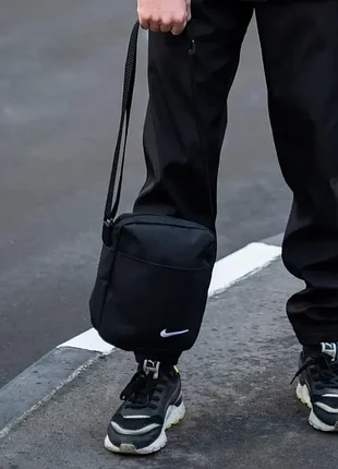 Сумка черная спорт через плечо nike, борсетка мужская найк 4