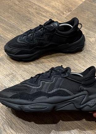 Кроссовки adidas ozweego, размер 41