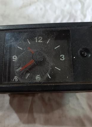 Часы приборной панели 2110-3804010-03