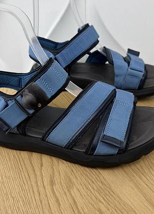 Оригінальні чоловічі сандалі clarks