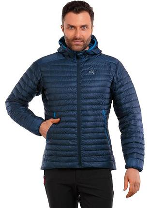 Шикарна стьобана мужска пухова куртка от arc'teryx.