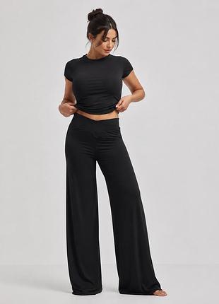 Неймовірно класні спортивні штани в рубчик з високою посадкою